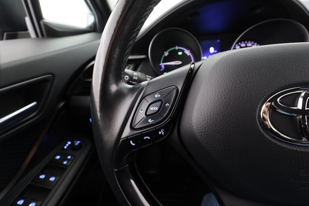TOYOTA C-HR 2018