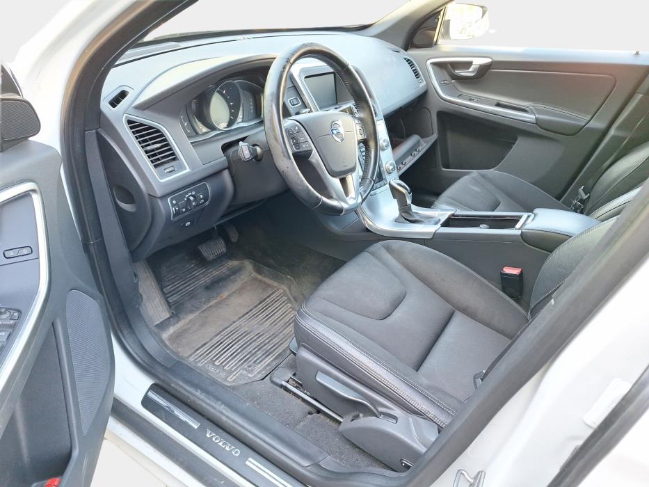 VOLVO XC60 2017