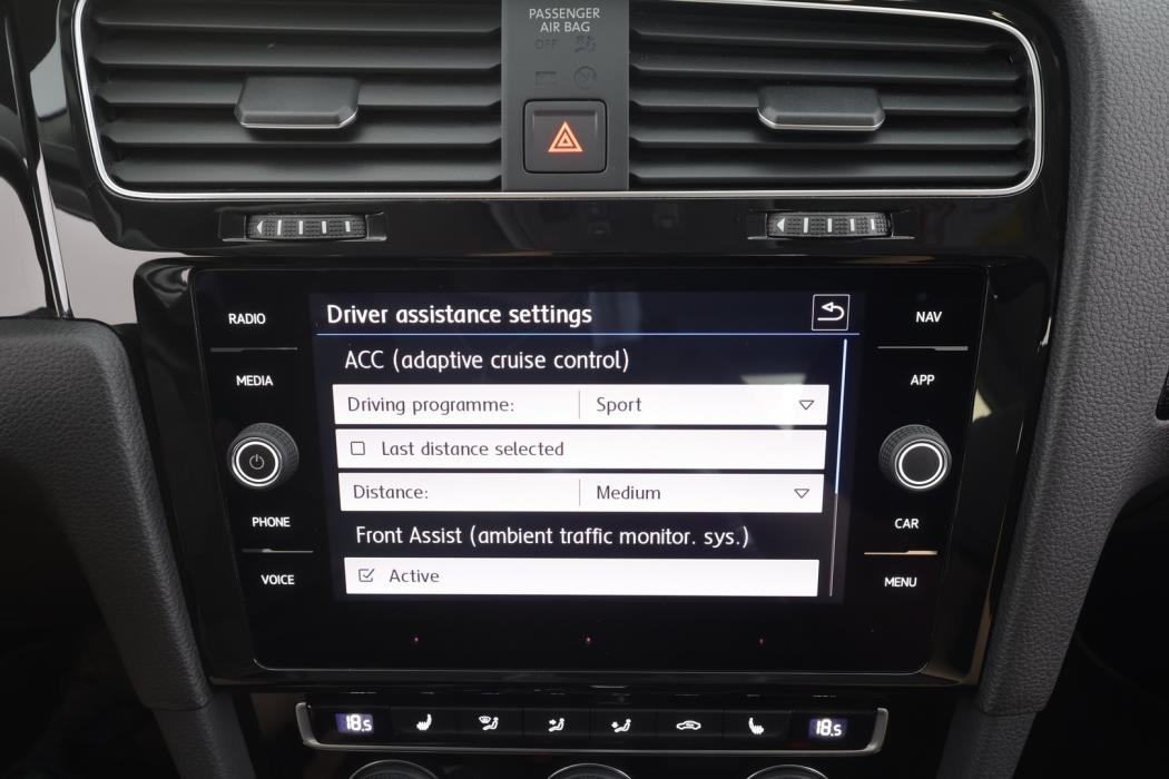 VOLKSWAGEN Golf 2019