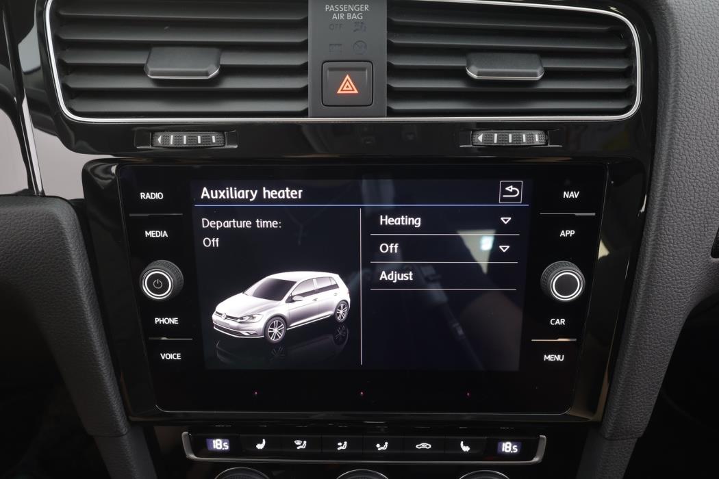 VOLKSWAGEN Golf 2019