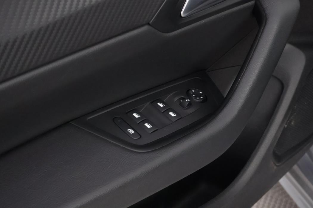 PEUGEOT 508 2019