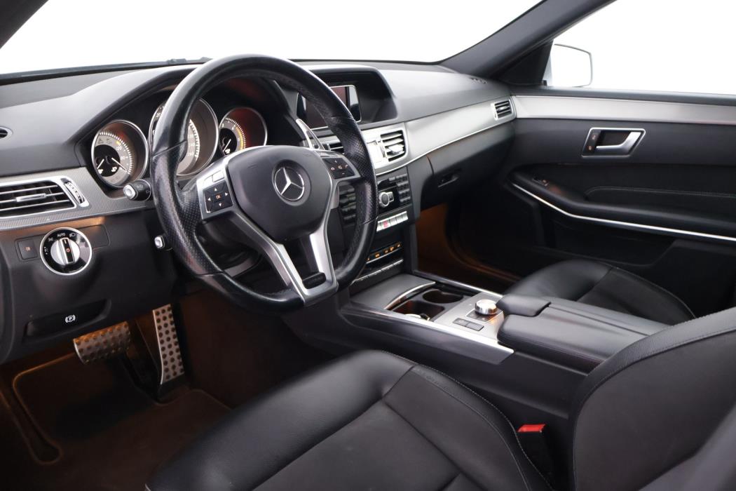 MERCEDES-BENZ E 2013