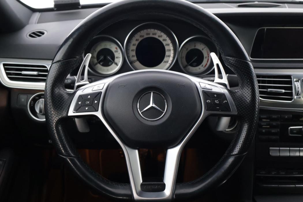 MERCEDES-BENZ E 2013