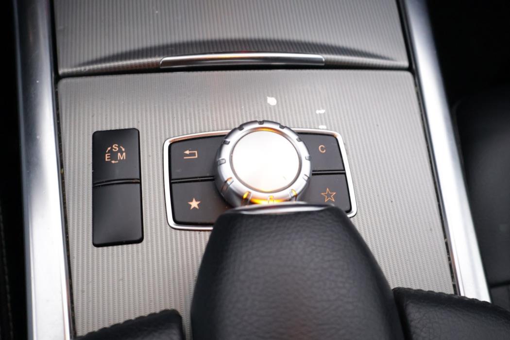 MERCEDES-BENZ E 2013