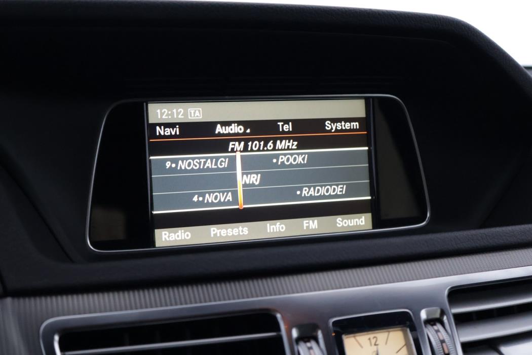 MERCEDES-BENZ E 2013