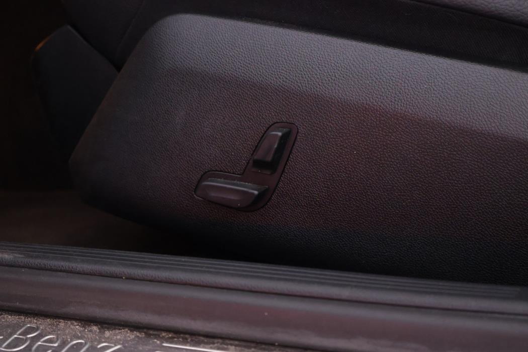 MERCEDES-BENZ E 2013