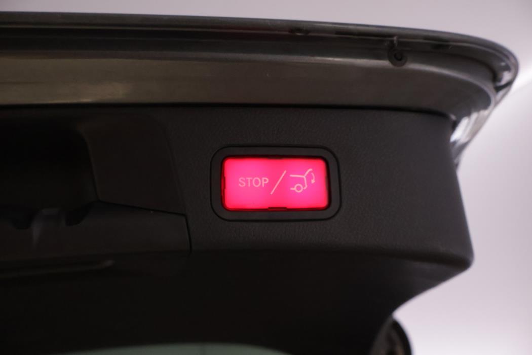 MERCEDES-BENZ C 2016