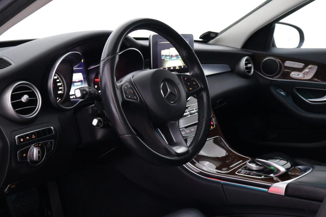 MERCEDES-BENZ C 2016