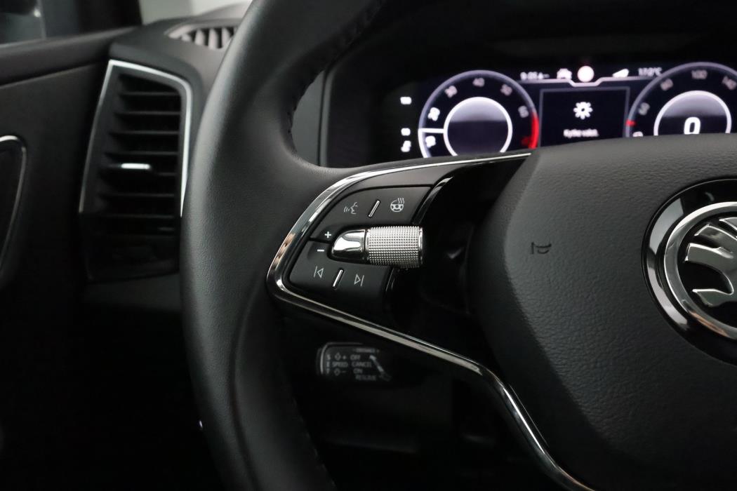 SKODA Karoq 2021
