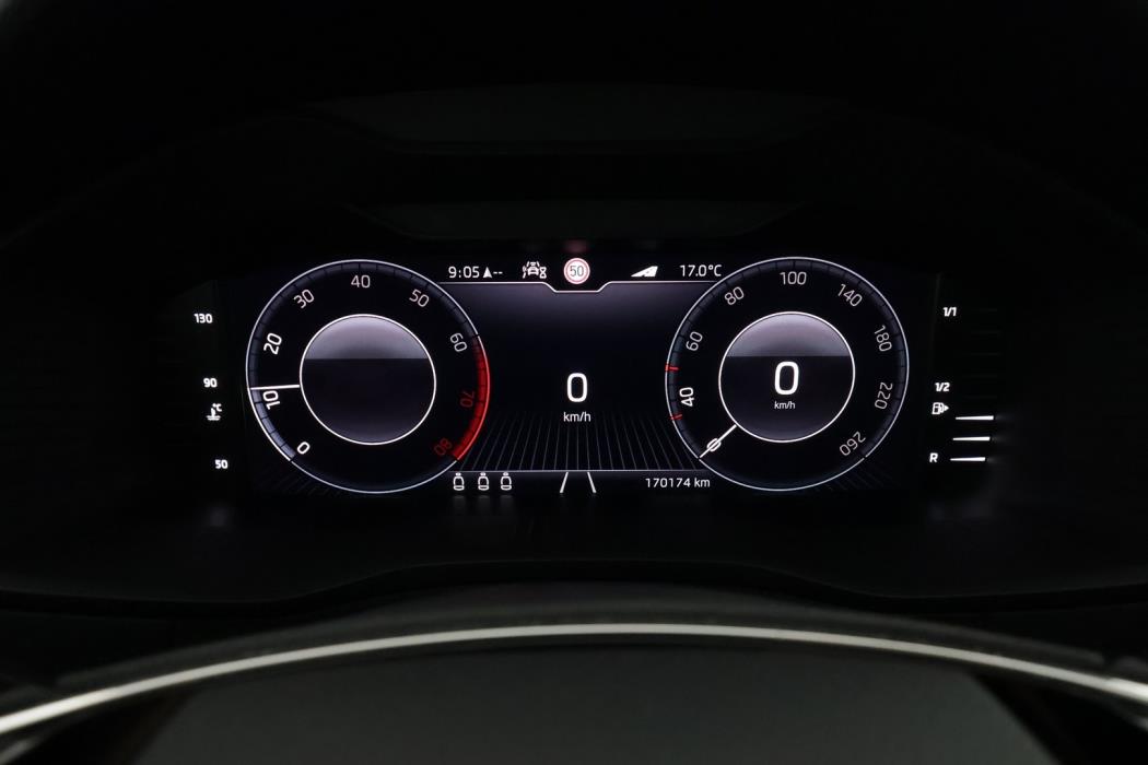 SKODA Karoq 2021
