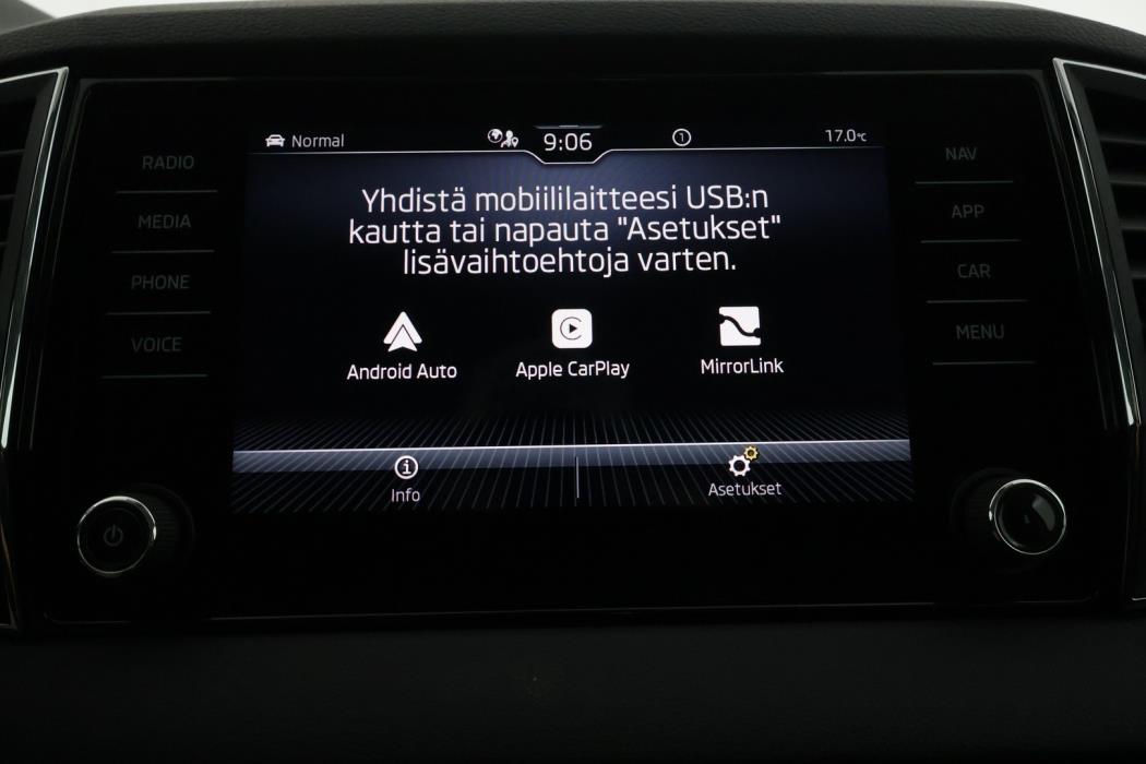 SKODA Karoq 2021
