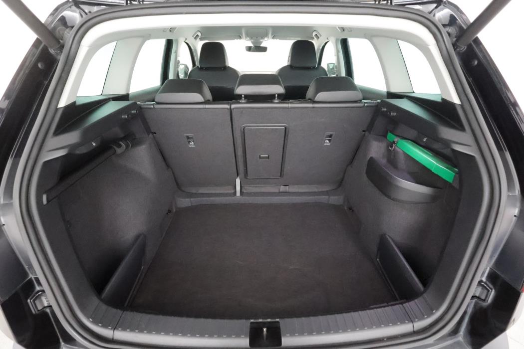 SKODA Karoq 2021