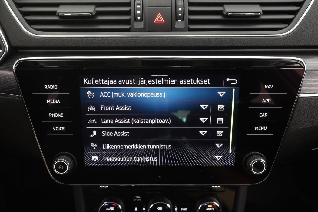 SKODA Superb 2022