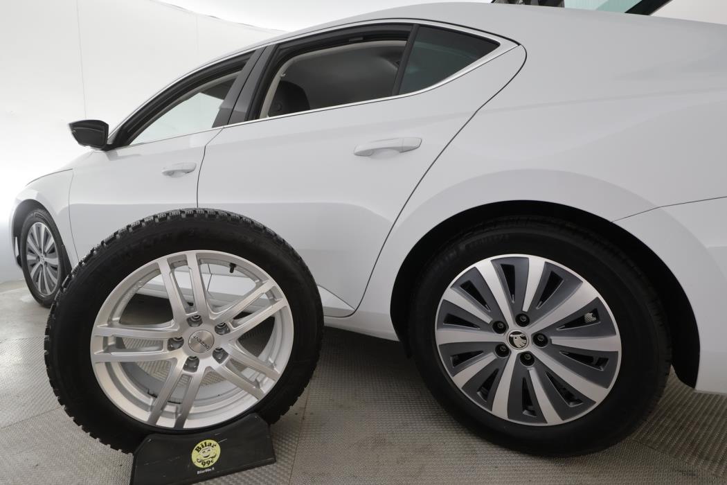 SKODA Superb 2022