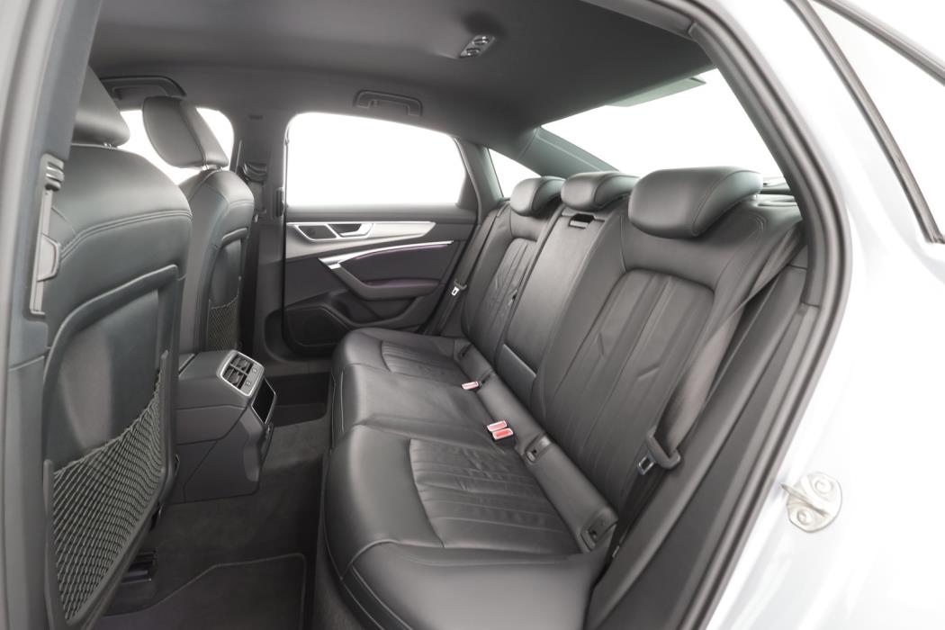 AUDI A6 2021