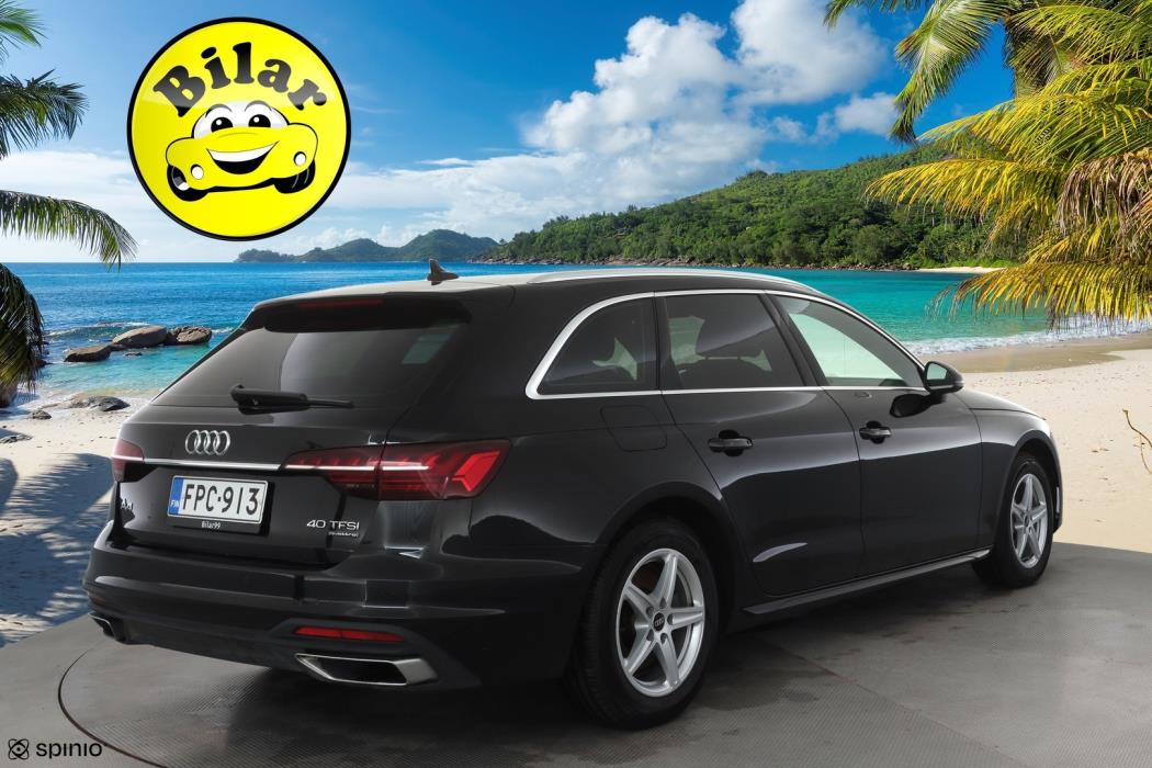 AUDI A4 2022