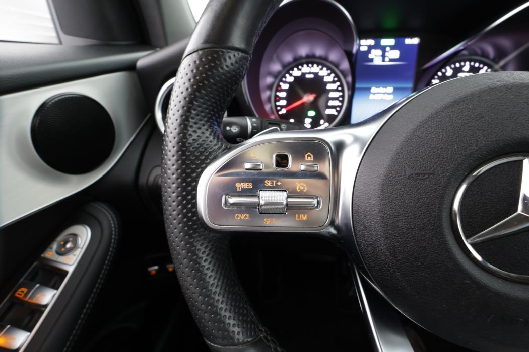 MERCEDES-BENZ GLC 2021