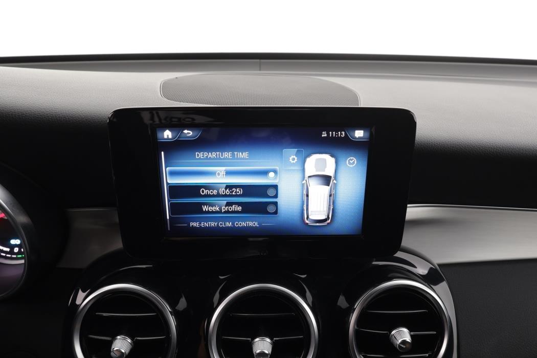 MERCEDES-BENZ GLC 2021