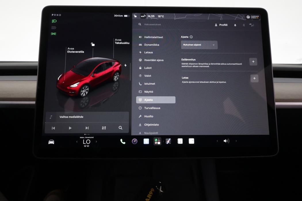 TESLA Model Y 2023