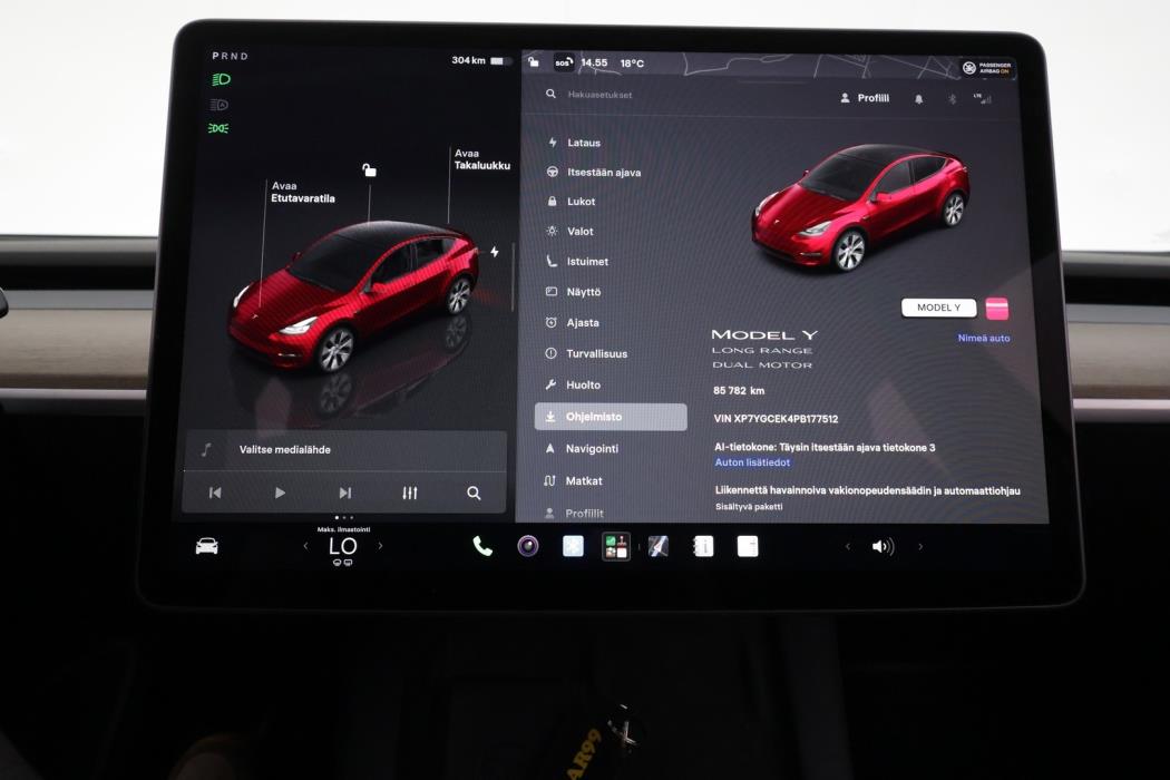 TESLA Model Y 2023