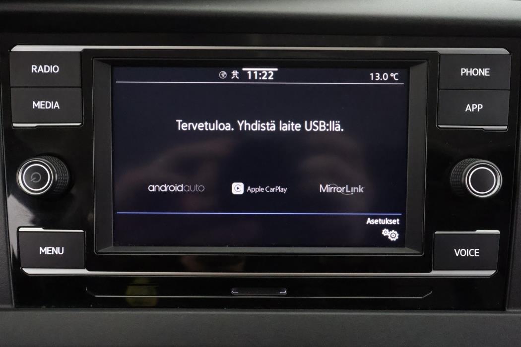 VOLKSWAGEN Transporter 2024