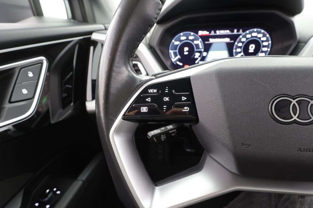 AUDI Q4 e-tron 2022
