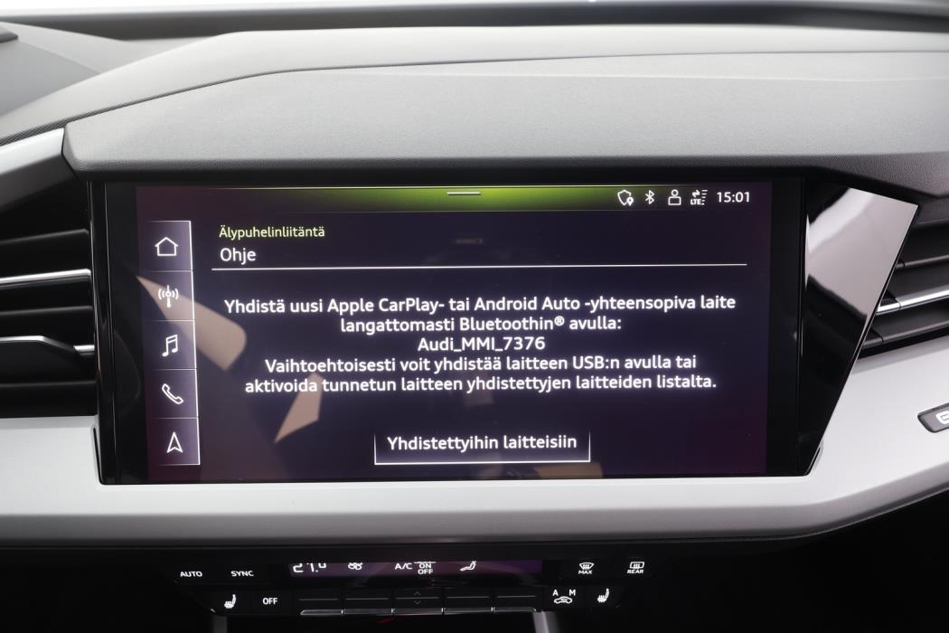 AUDI Q4 e-tron 2022