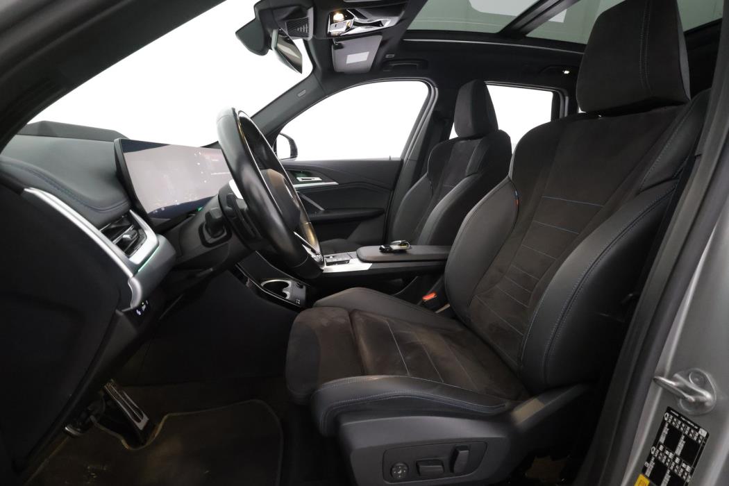 BMW IX1 2023