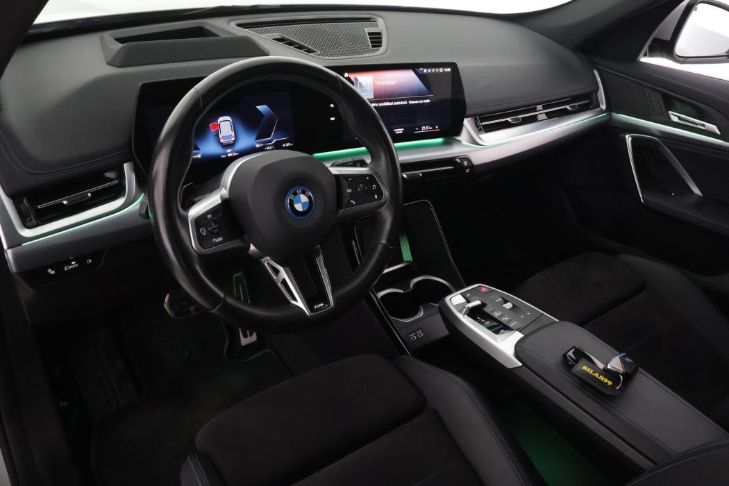 BMW IX1 2023