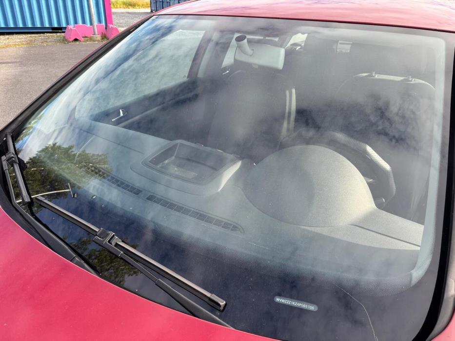 VOLKSWAGEN Golf 2004
