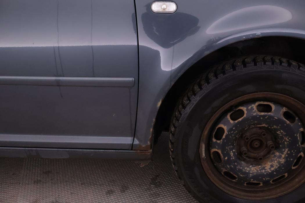 VOLKSWAGEN Golf 2003