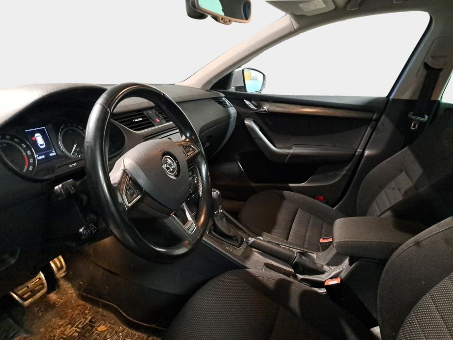 SKODA Octavia 2016