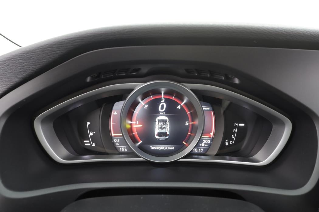 VOLVO V40 Cross Country 2017