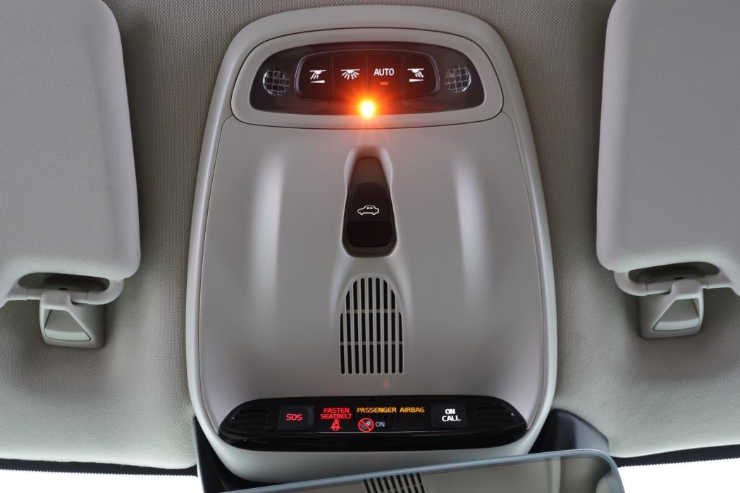 VOLVO V40 Cross Country 2017