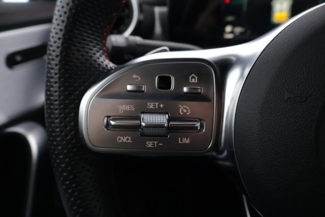 MERCEDES-BENZ CLA 2020