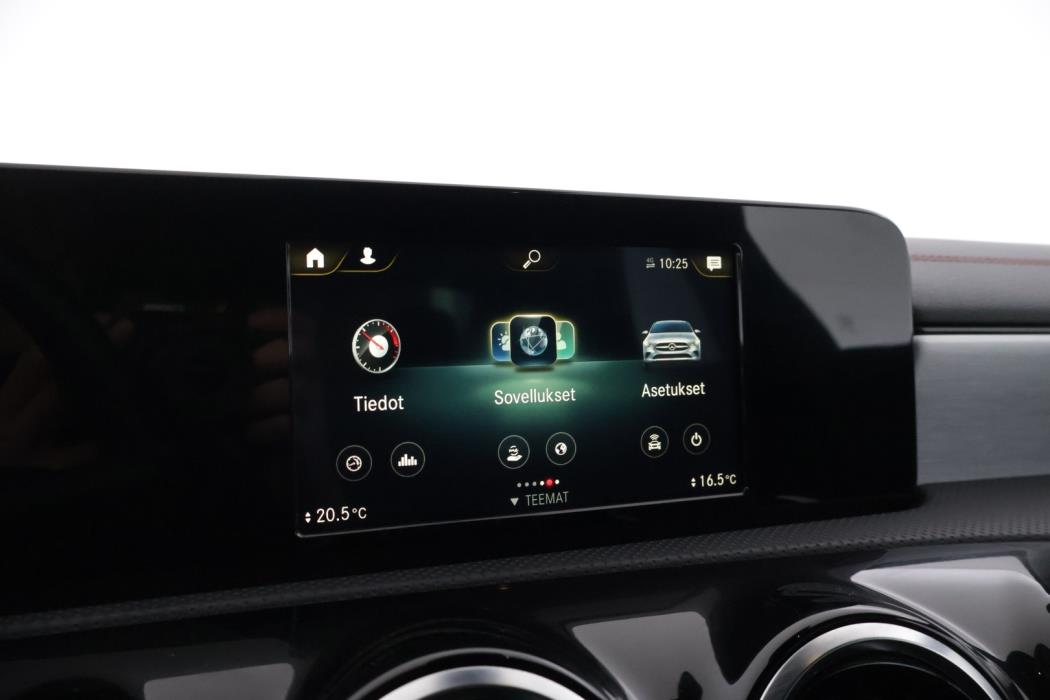 MERCEDES-BENZ CLA 2020