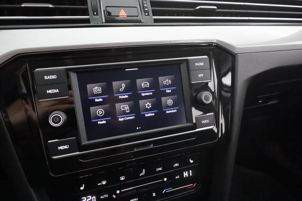 VOLKSWAGEN Passat 2021