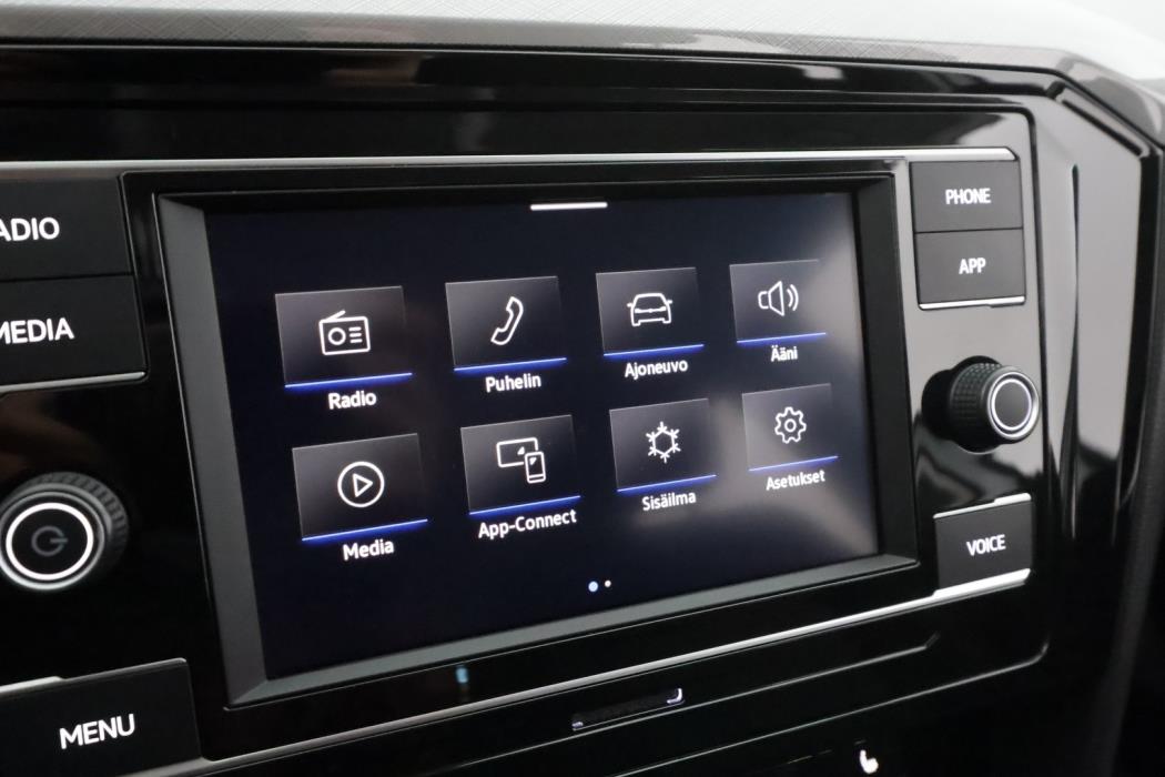 VOLKSWAGEN Passat 2021