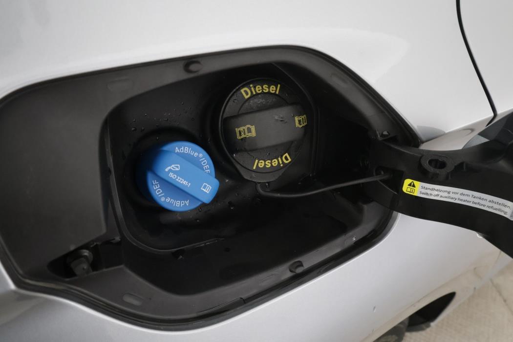 VOLKSWAGEN Passat 2021