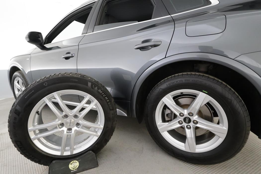 AUDI Q5 2021