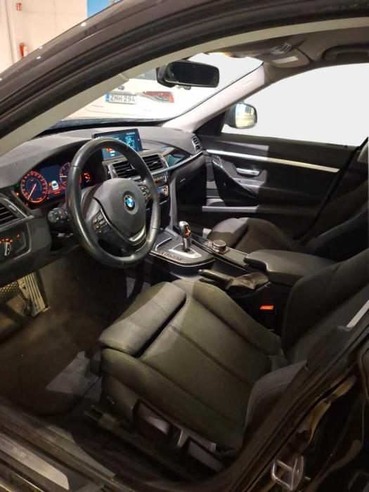BMW 318 2018