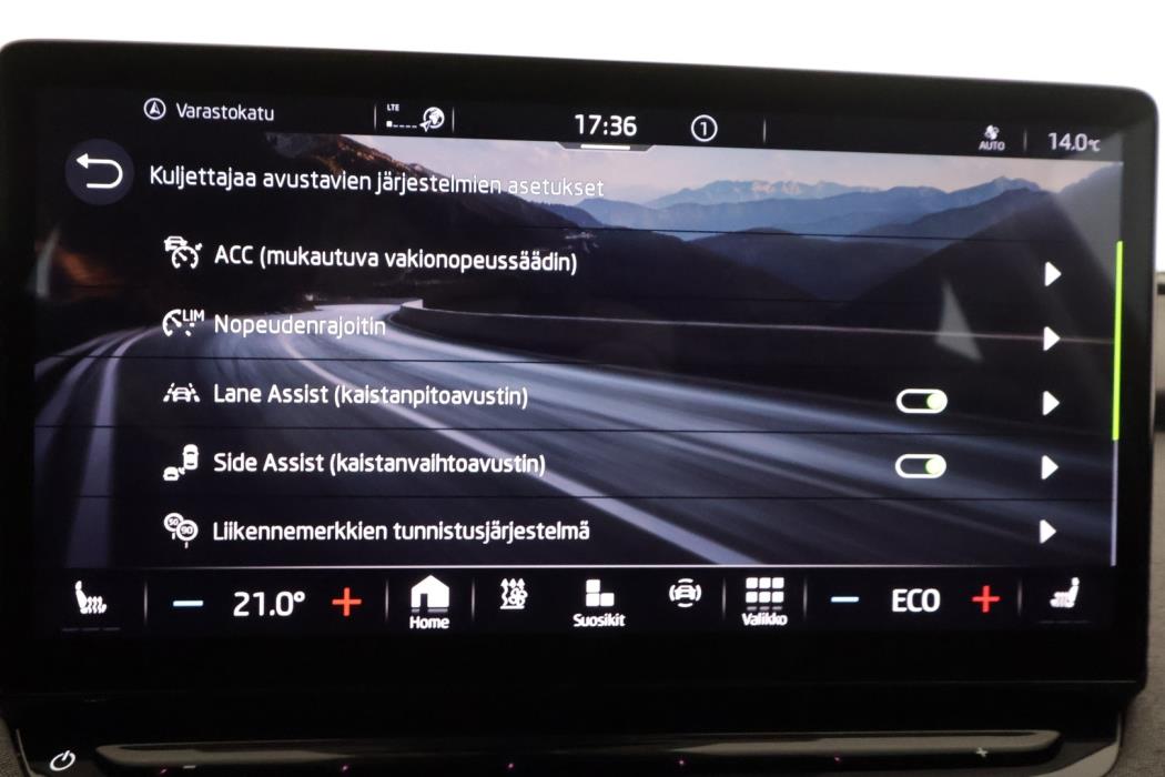 SKODA Enyaq 2022