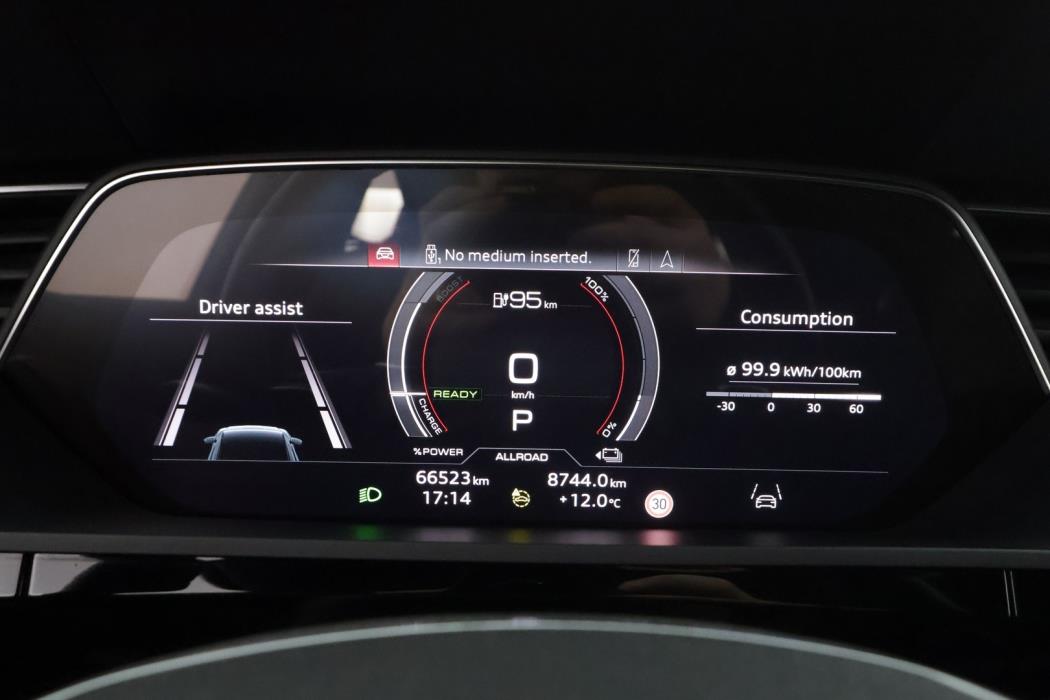 AUDI E-TRON 2023