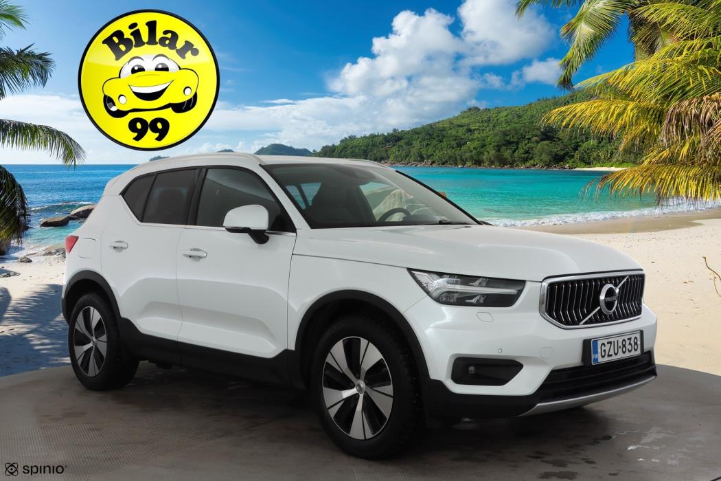 VOLVO XC40 2021