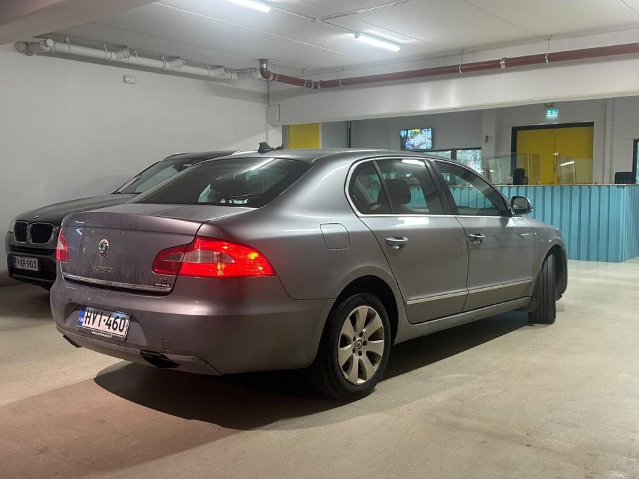SKODA Superb 2008