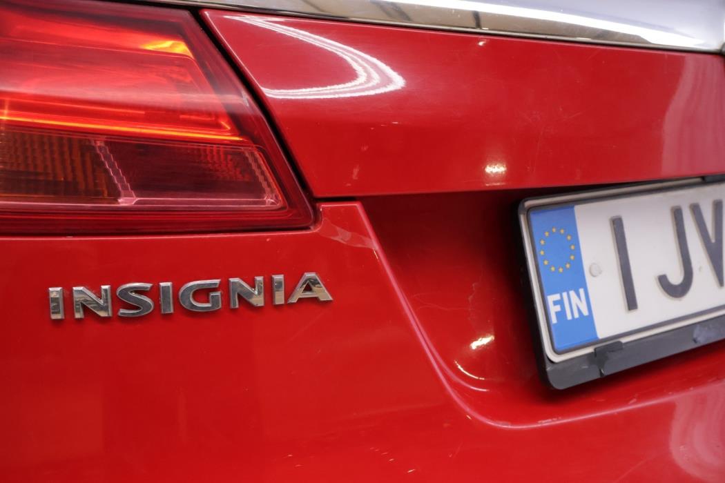 OPEL Insignia 2011