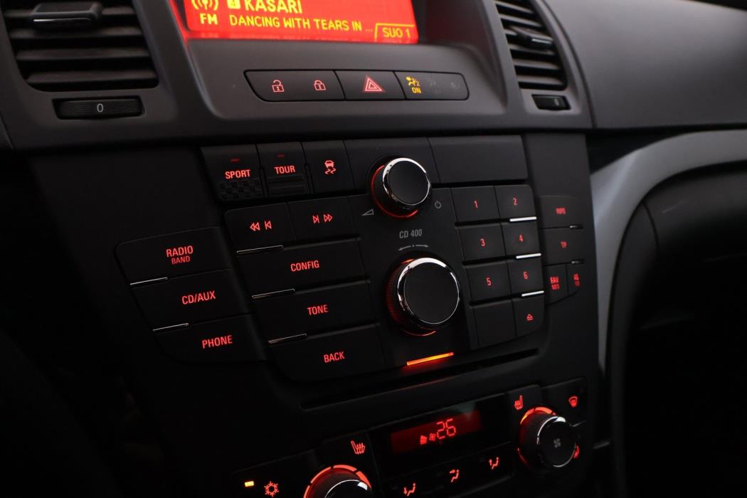 OPEL Insignia 2011