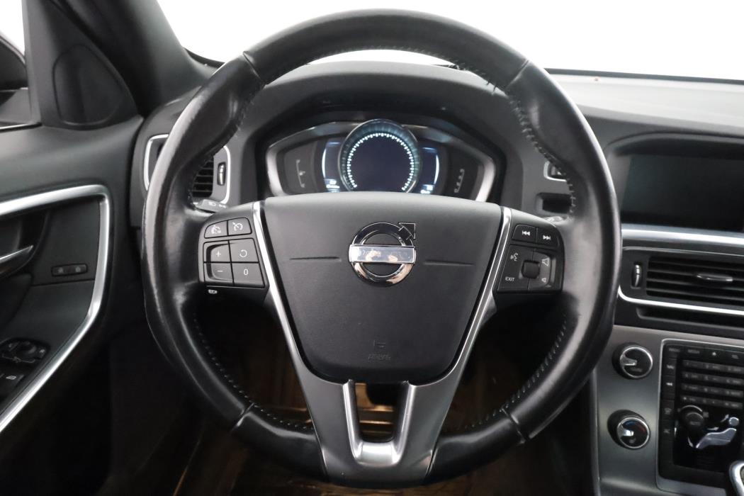 VOLVO V60 2014