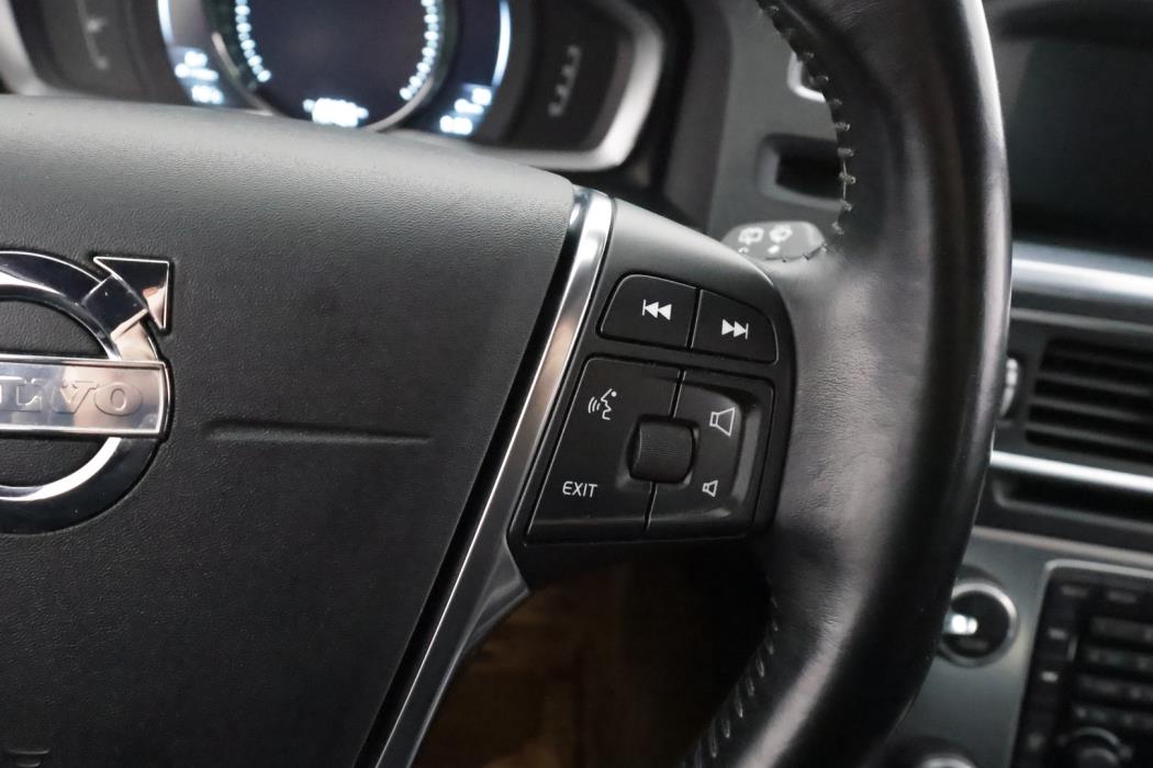 VOLVO V60 2014
