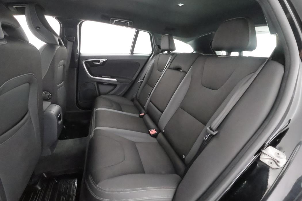 VOLVO V60 2014